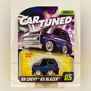 CAR TUNED Series 3 #05 '69 Chevy K5 Blazer Candy PURPLE Walgreens Exclusive